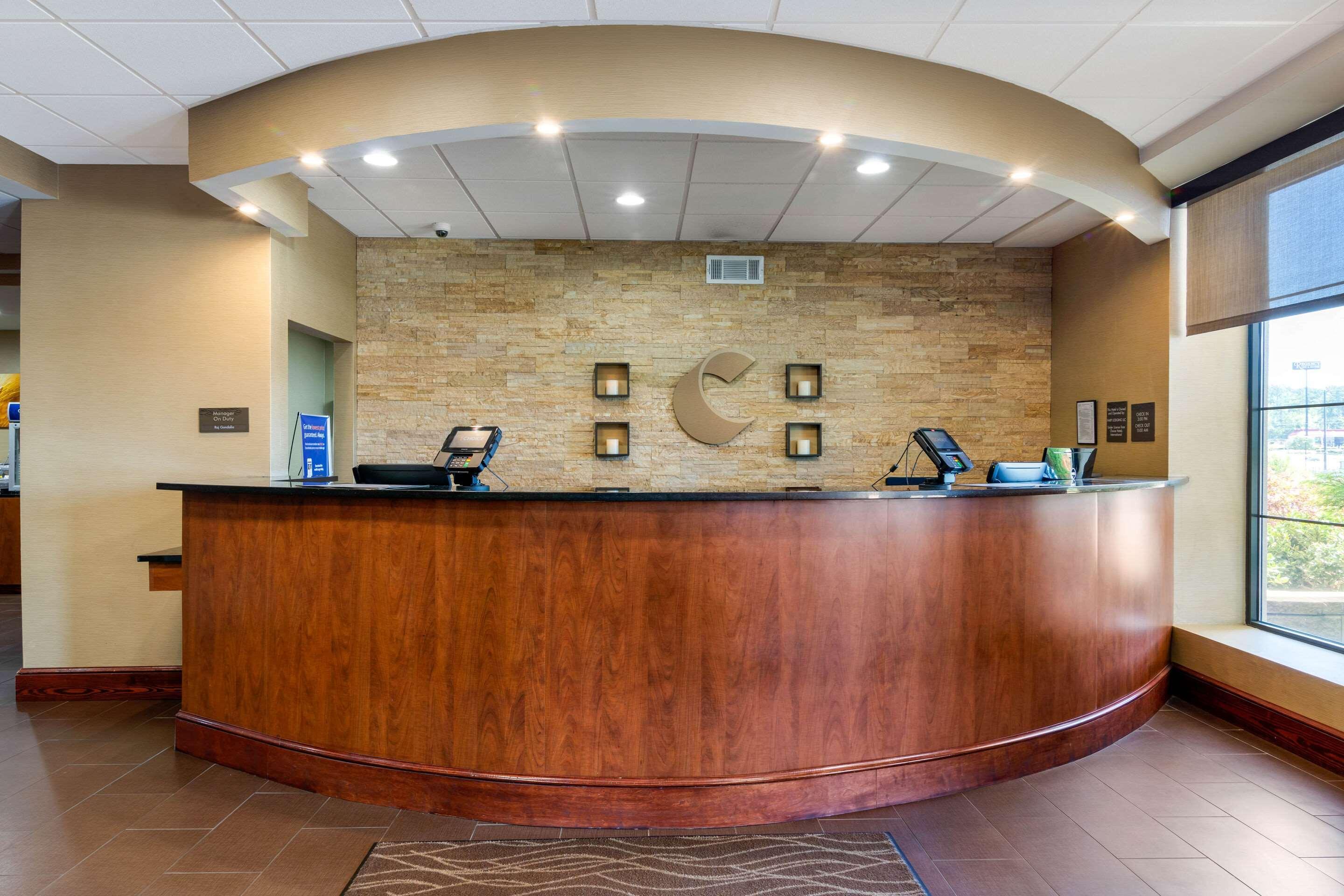 Comfort Inn & Suites Macon West Exterior photo